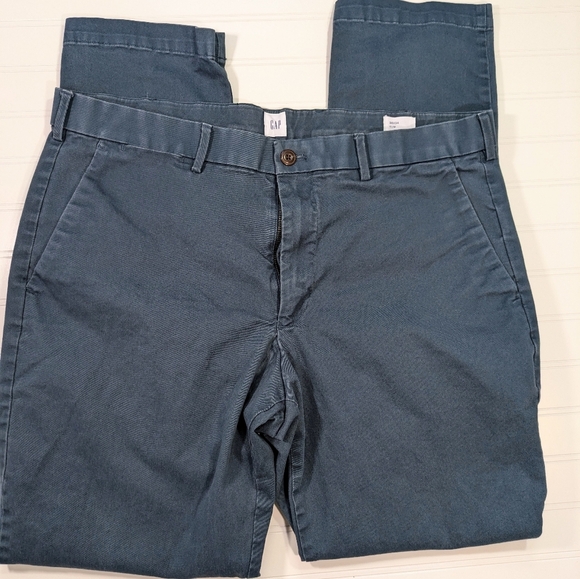 GAP Navy Straight Khaki Pants - Picture 3 of 6